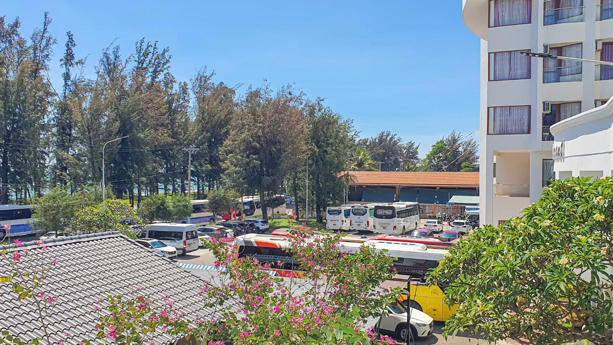 Khach San Binh Minh Hotel Phan Thiet Exterior photo